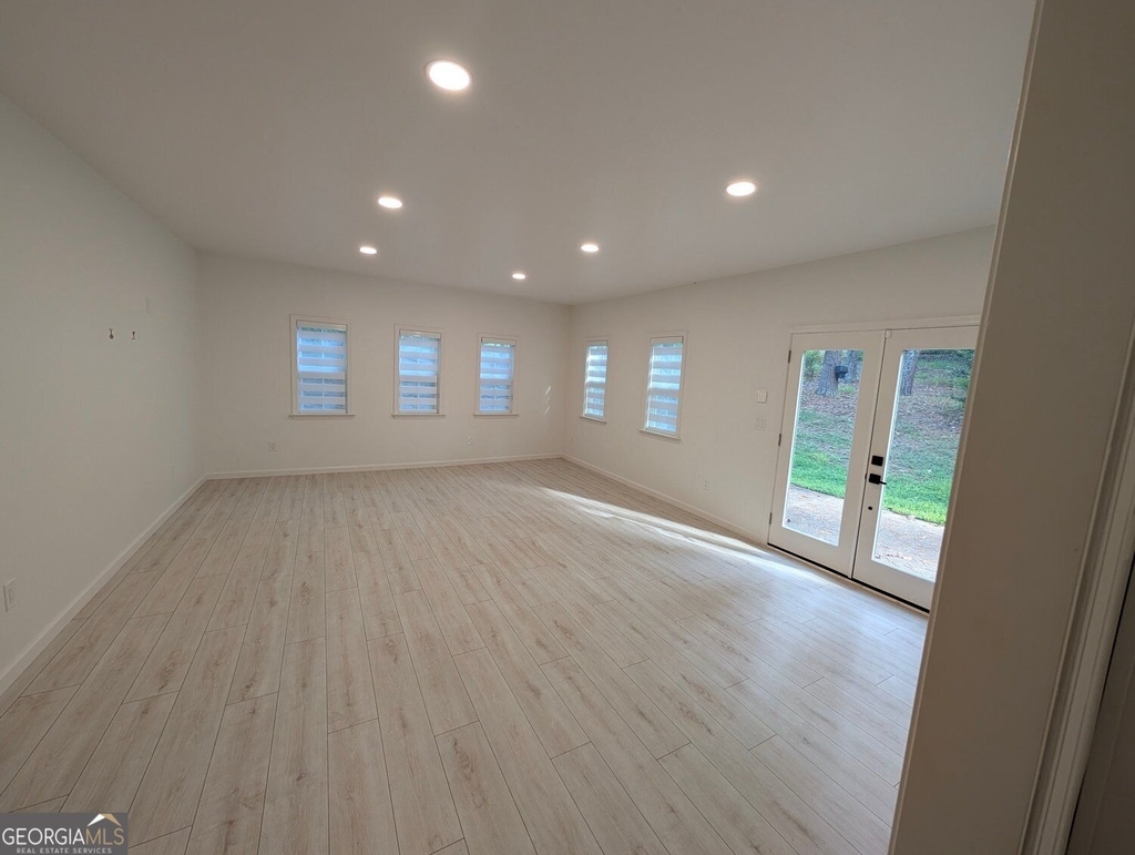4008 Rock Mill Drive - Photo 9