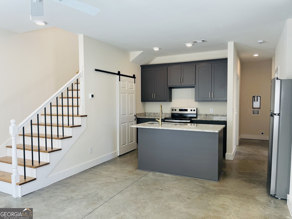 201a Cherry Street - Photo 3