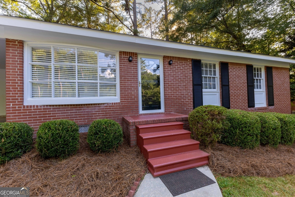 250 Forrest Avenue - Photo 6
