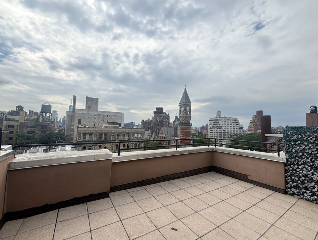  6th Avenue / West 11th - Photo 5