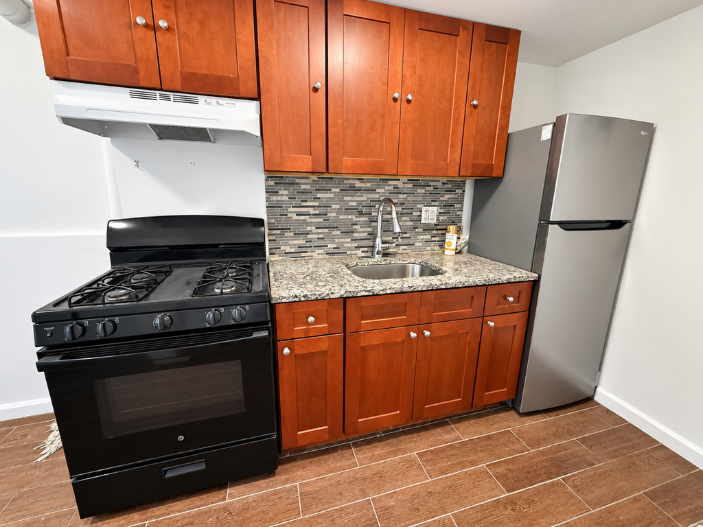 1406 Bushwick Avenue - Photo 3