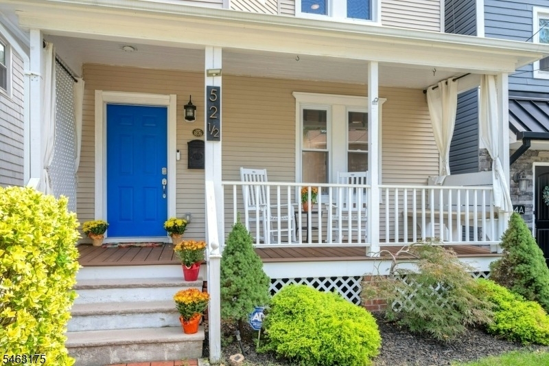 52 Madison St - Photo 1