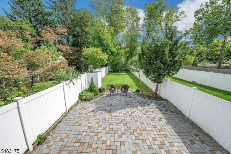52 Madison St - Photo 32