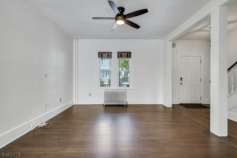 52 Madison St - Photo 6