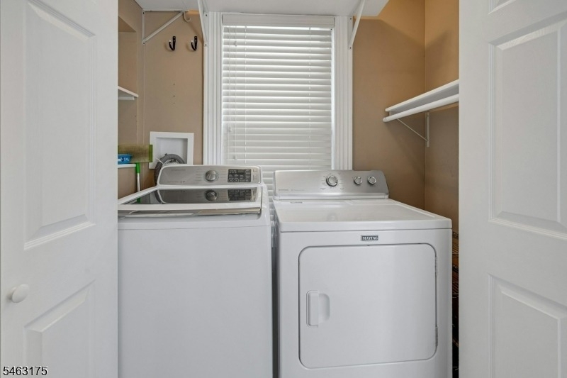 52 Madison St - Photo 18