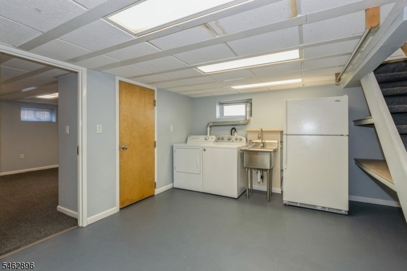 123 New St - Photo 24