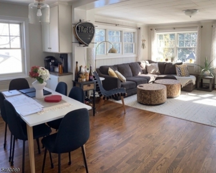 1 Union Ave - Photo 1