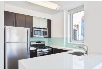 350 West 37th Street - Photo 1
