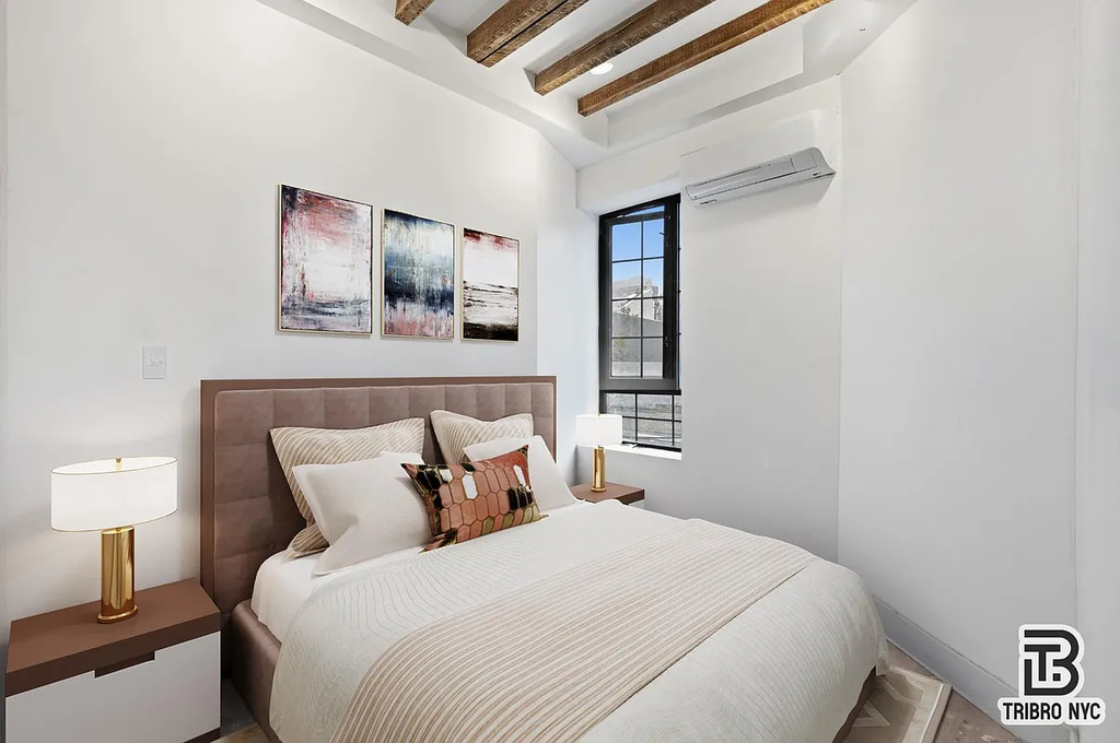 105 Berry Street - Photo 3