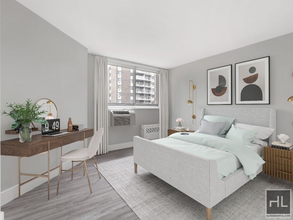 2nd Avenue - Photo 1