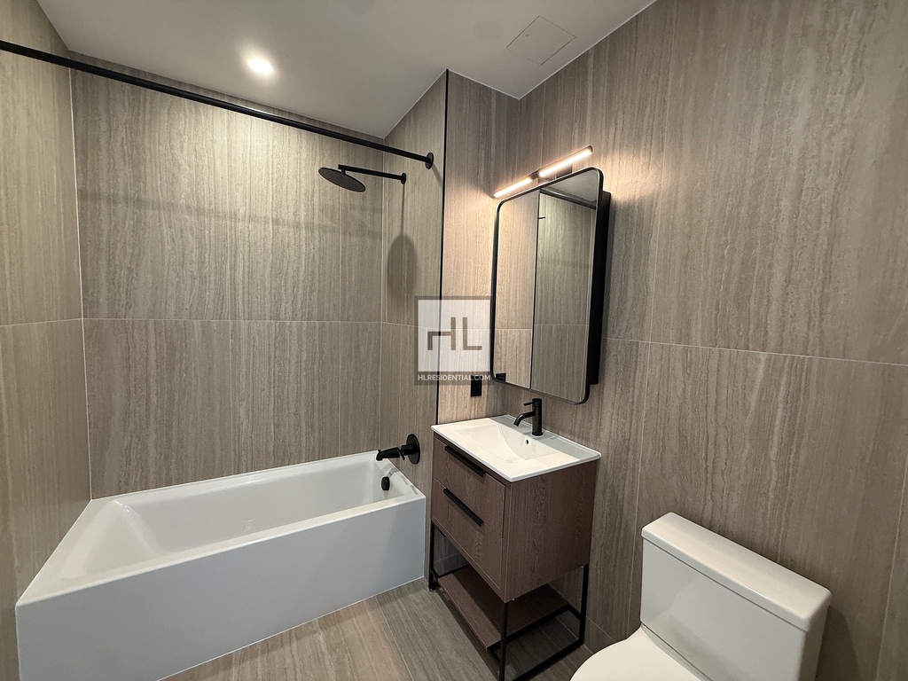 4 Avenue - Photo 6