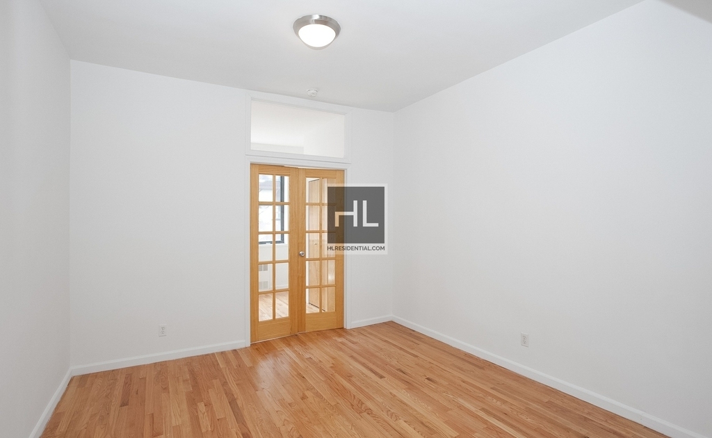 East 88th Street - Photo 2