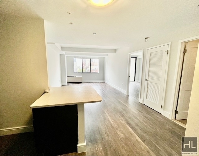 East 91st Street - Photo 5