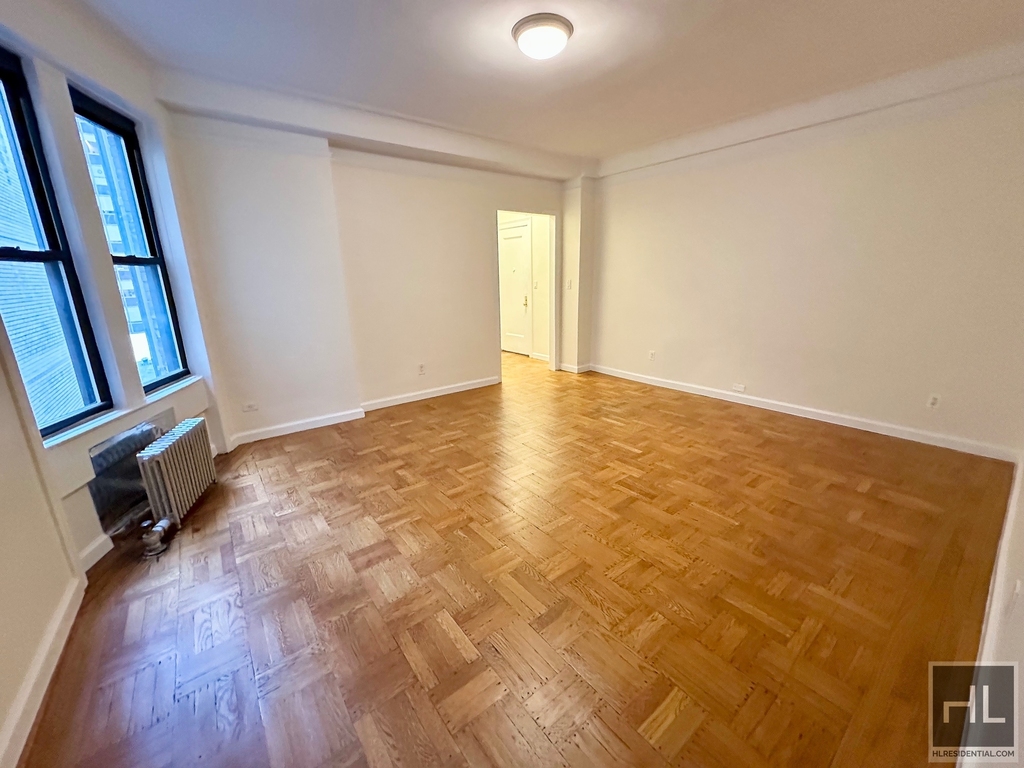 West 55th Street - Photo 2
