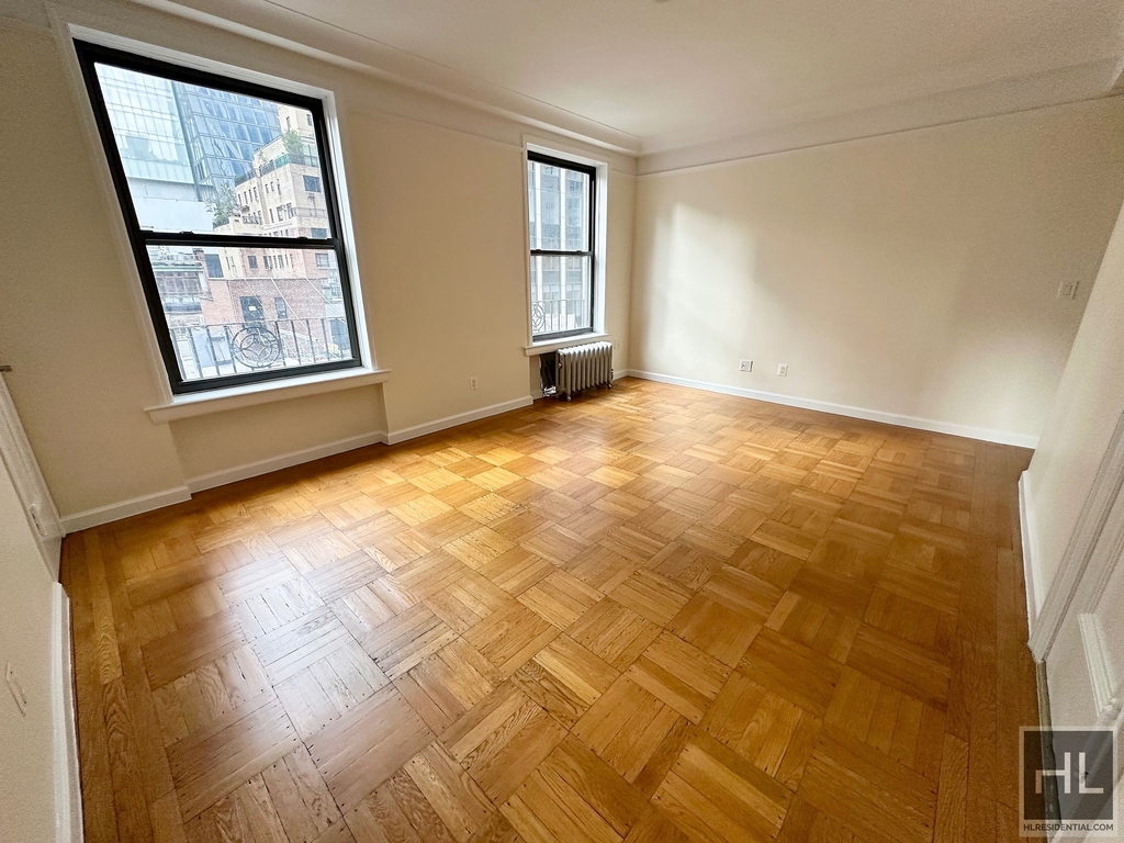 West 55th Street - Photo 3