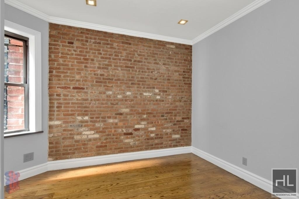 East 23rd Street - Photo 3