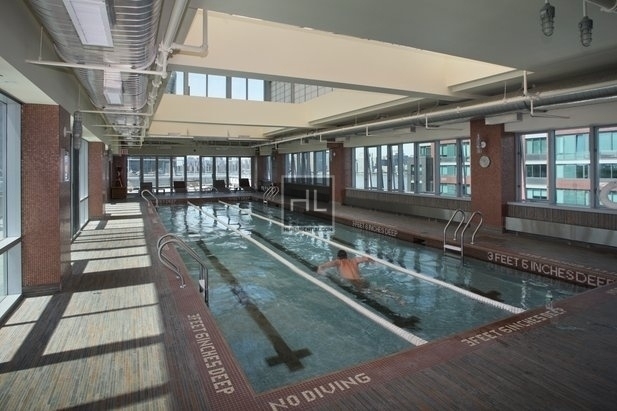 Center Blvd - Photo 5