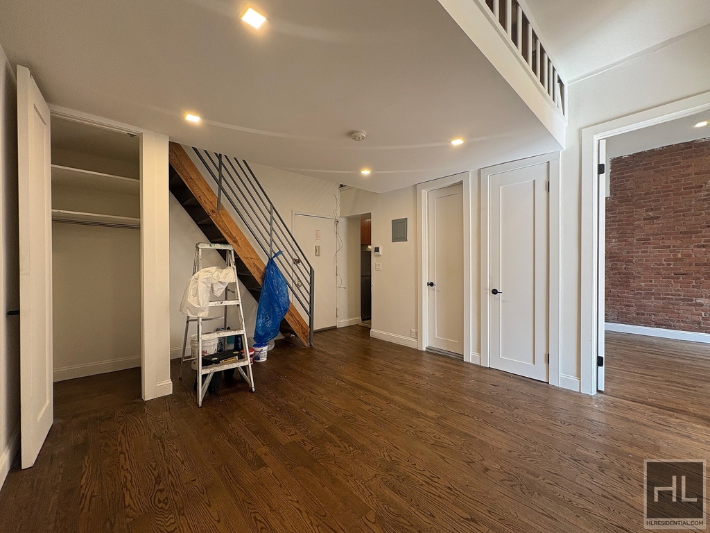 East 80 Street - Photo 1