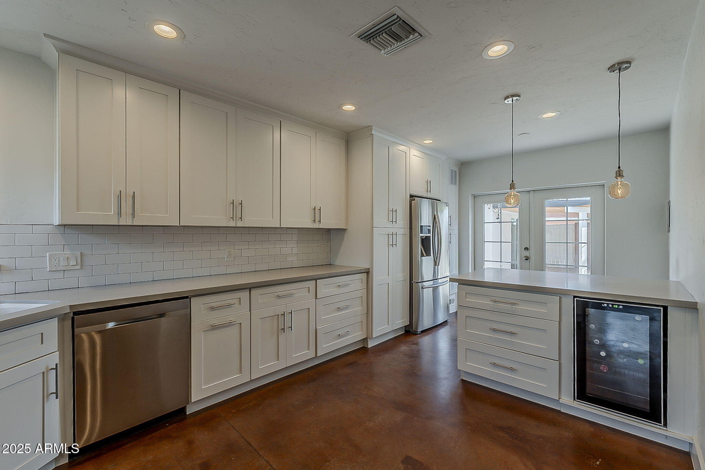 331 W Edgemont Avenue - Photo 13