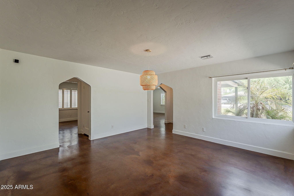 331 W Edgemont Avenue - Photo 11