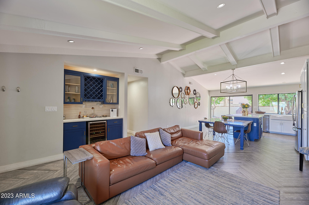 5750 N Scottsdale Road - Photo 2