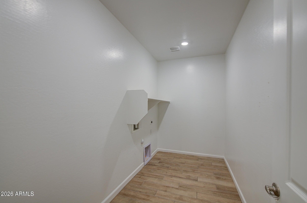 11341 E Ulysses Avenue - Photo 54