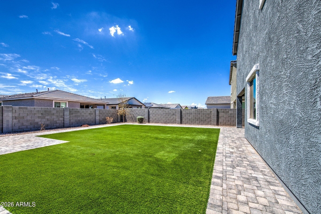 11341 E Ulysses Avenue - Photo 61