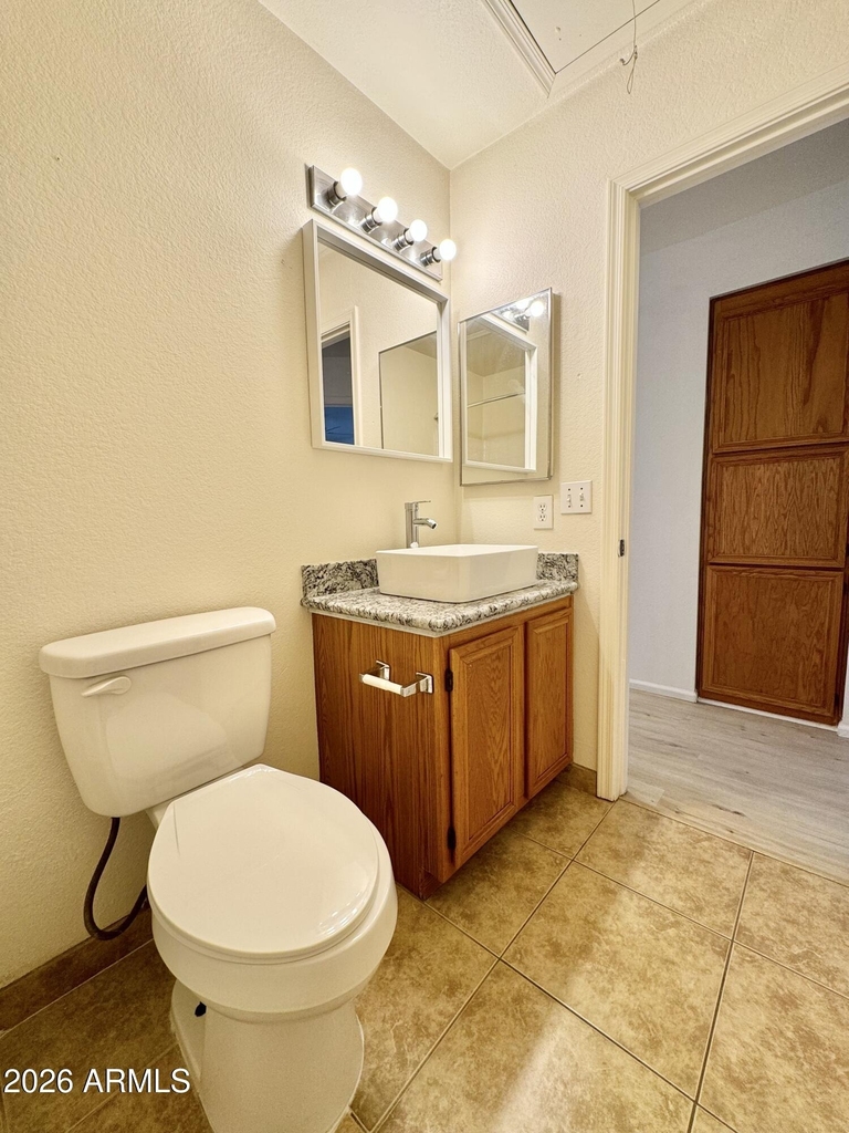 3040 E Wahalla Lane - Photo 14