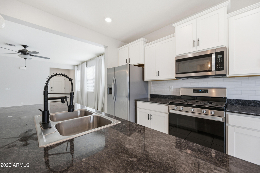 4240 W Coneflower Lane - Photo 9