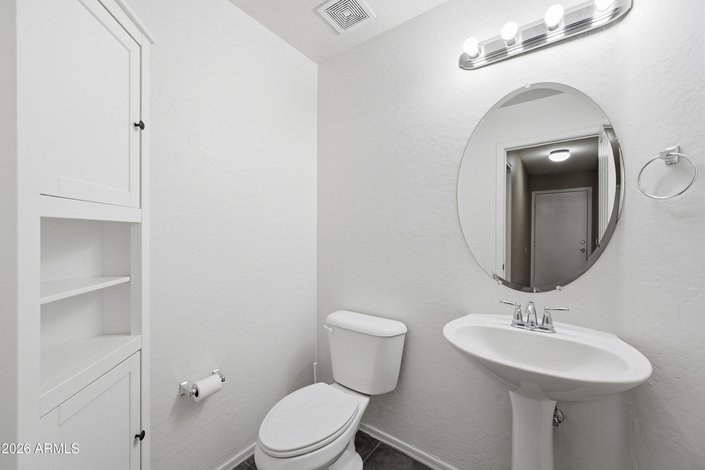 17137 W Port Royale Lane - Photo 18