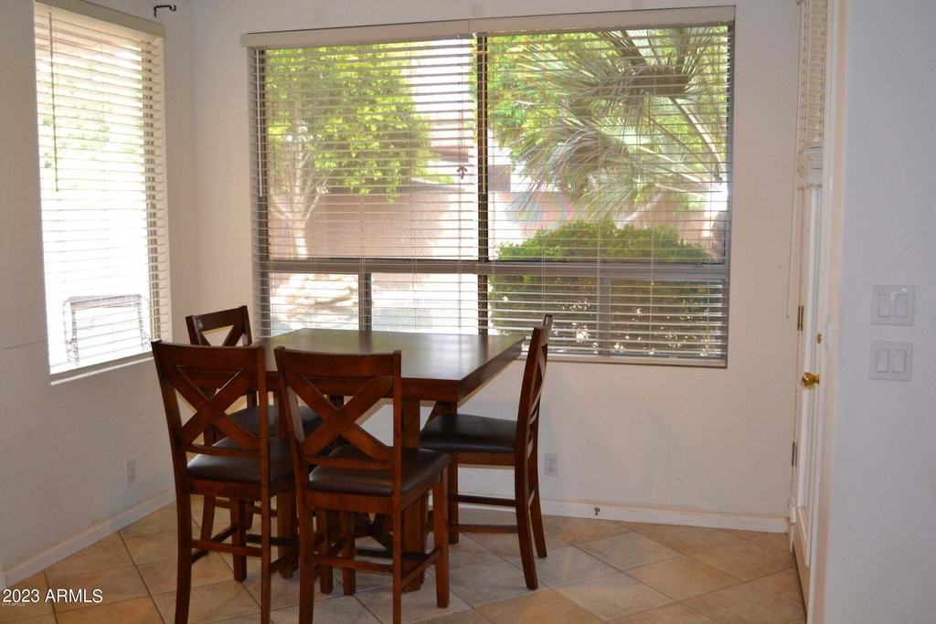 16432 S 16th Avenue - Photo 6