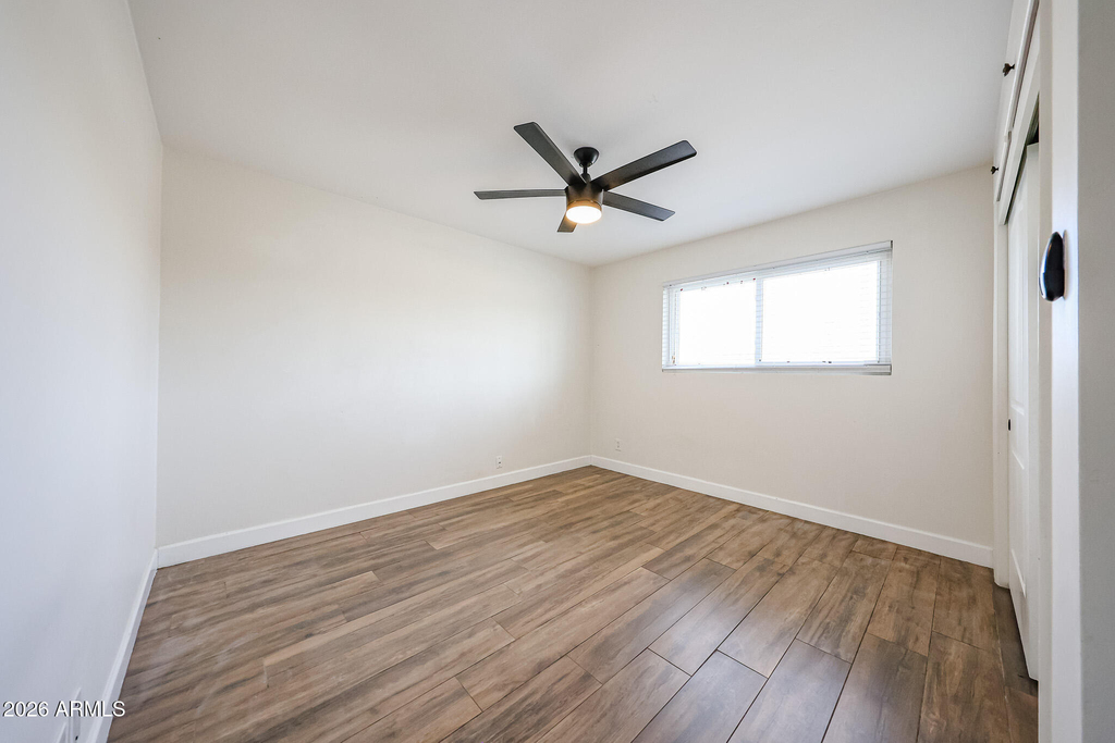 3813 W Meadowbrook Avenue - Photo 18