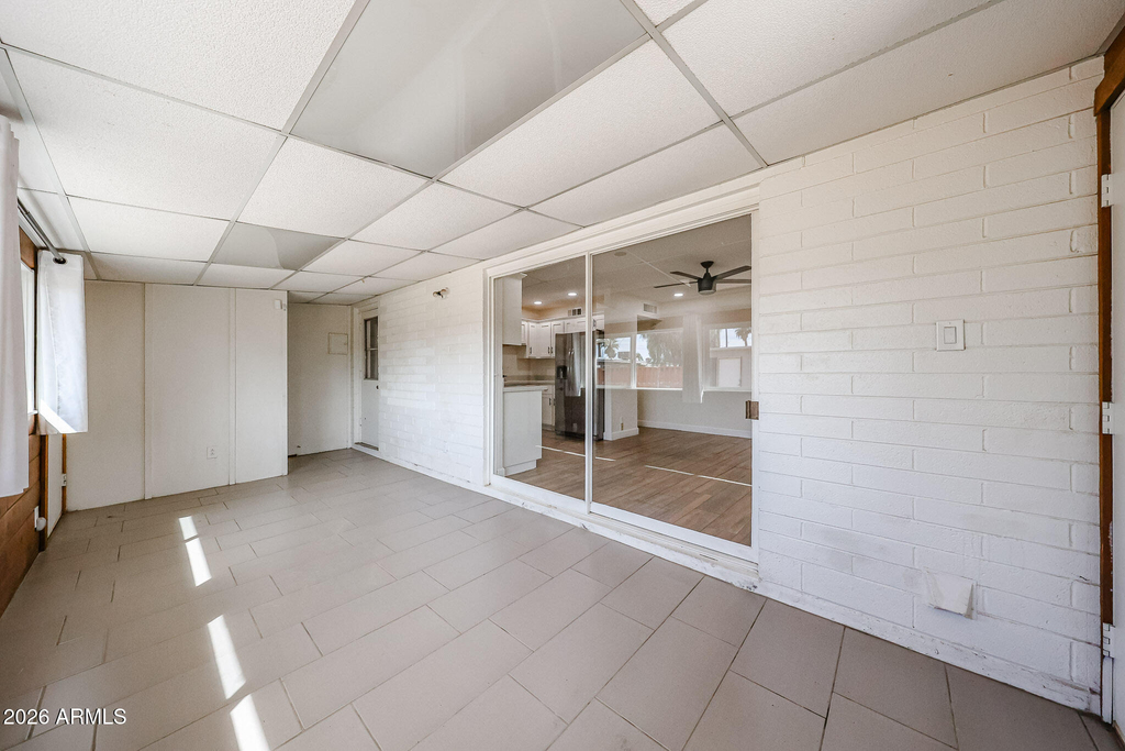 3813 W Meadowbrook Avenue - Photo 14