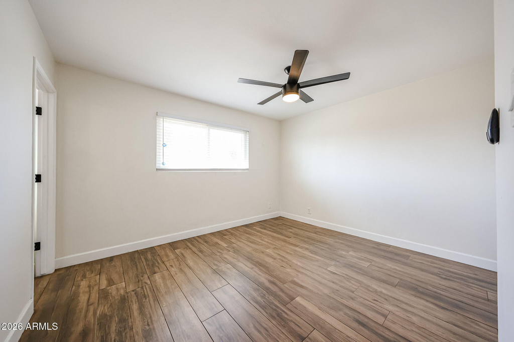 3813 W Meadowbrook Avenue - Photo 15