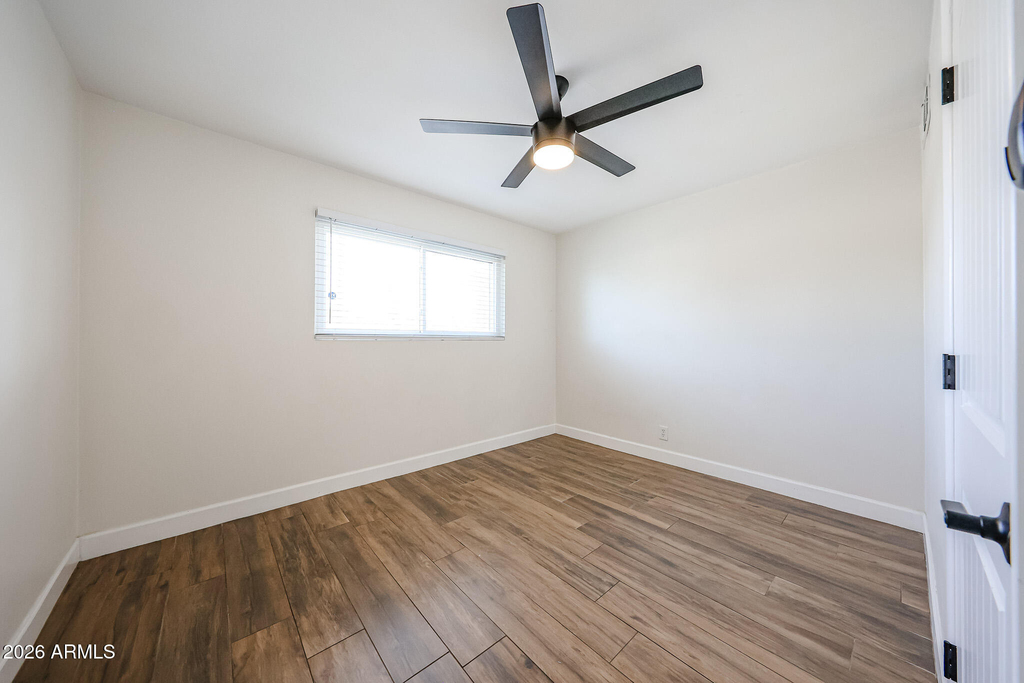 3813 W Meadowbrook Avenue - Photo 21