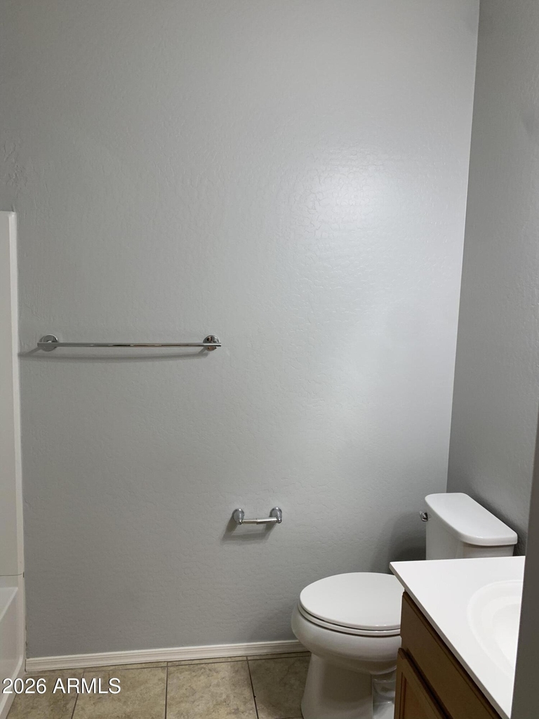 16366 W Moreland Street - Photo 15