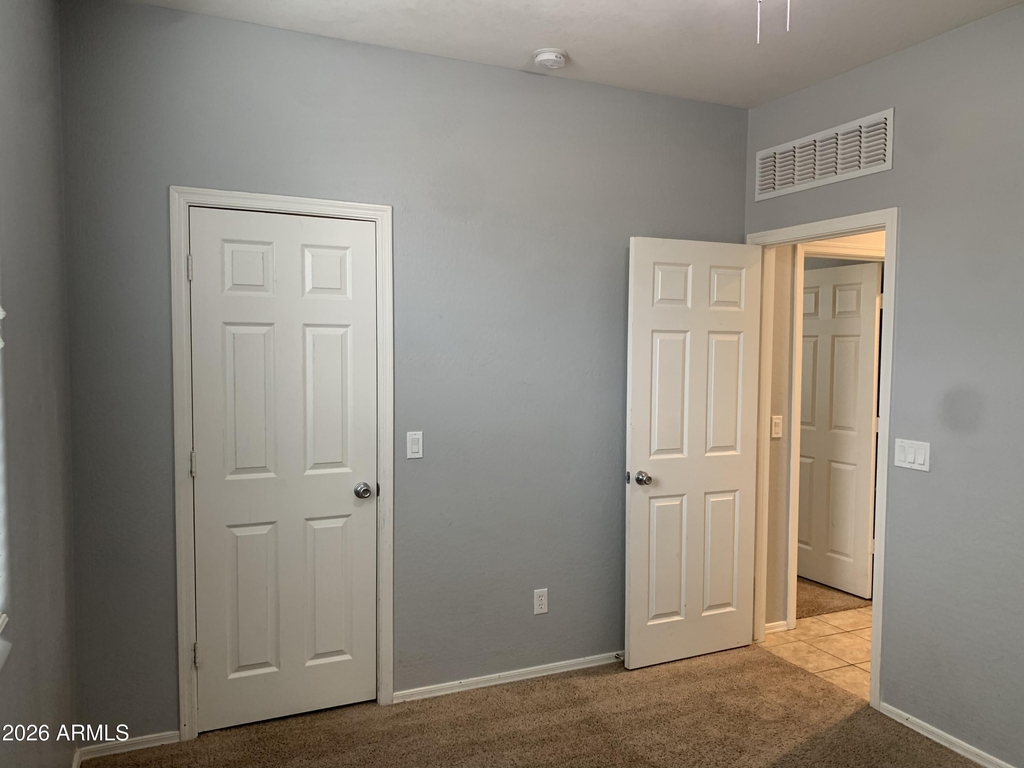 16366 W Moreland Street - Photo 14