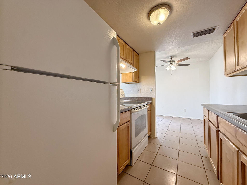 5039 N 39th Lane - Photo 8