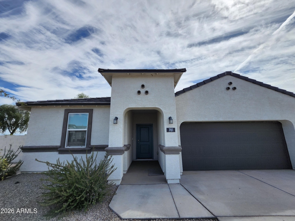 701 N 13th Place - Photo 2