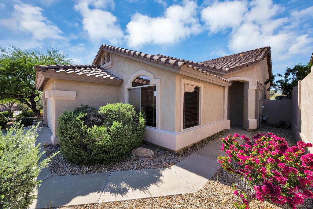 10304 E Penstamin Drive - Photo 0