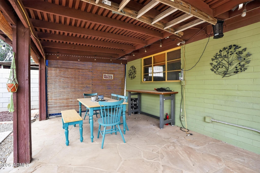 315 W Glenrosa Avenue - Photo 10