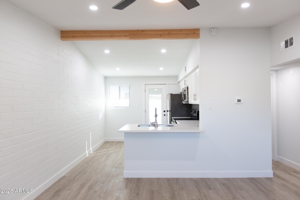 1605 E Montebello Avenue - Photo 0