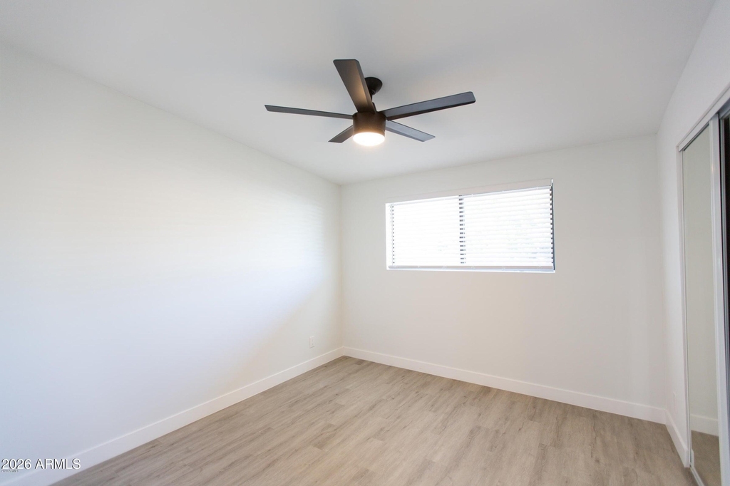 1605 E Montebello Avenue - Photo 7