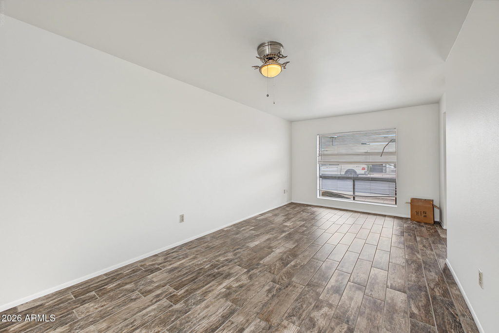 932 E Michigan Avenue - Photo 6