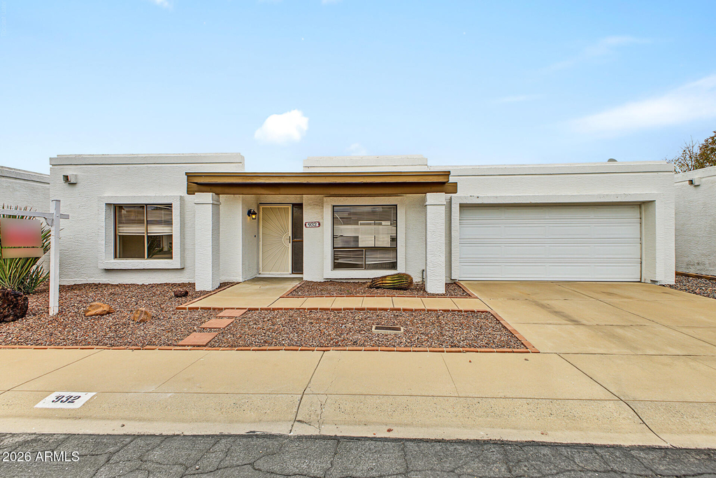 932 E Michigan Avenue - Photo 0