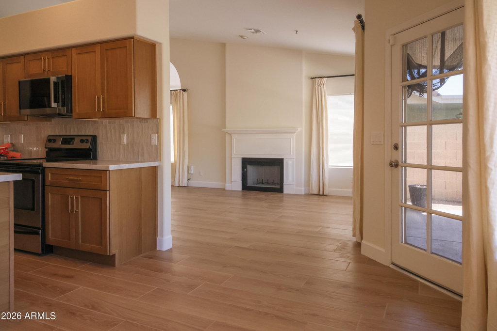 19116 N 91st Street - Photo 10