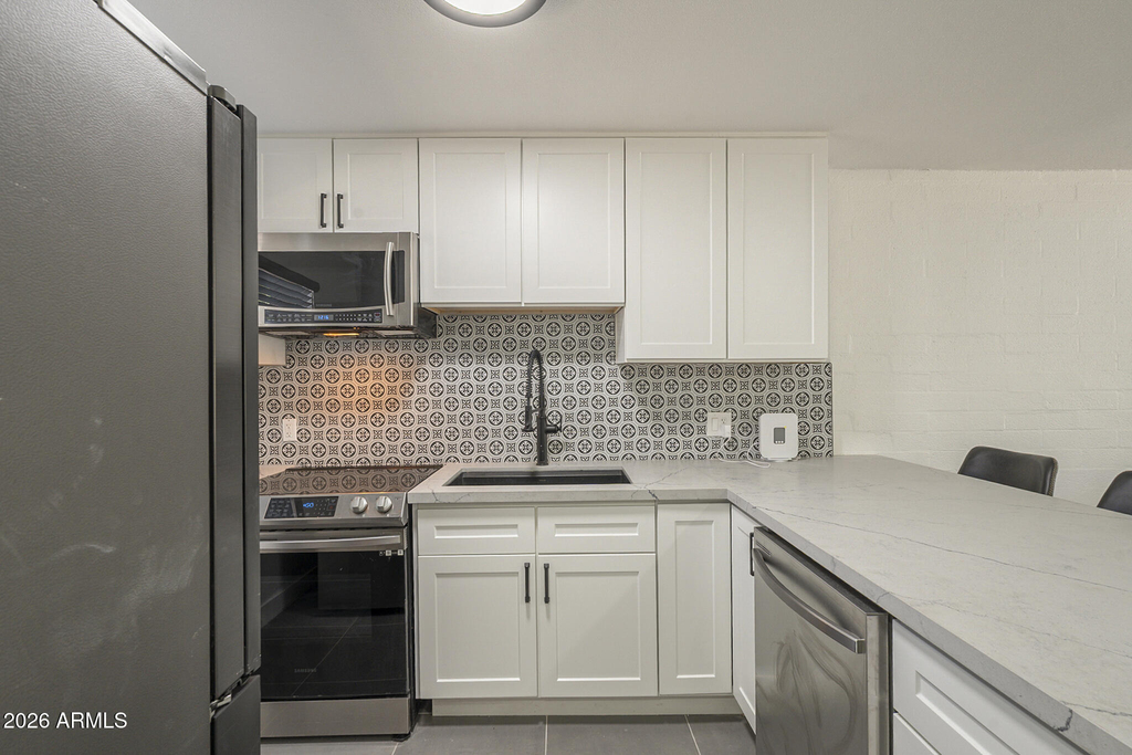 4701 N 68th Street - Photo 8