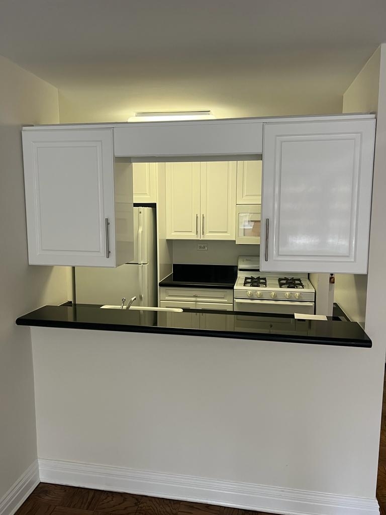 East 71st Street - Photo 1