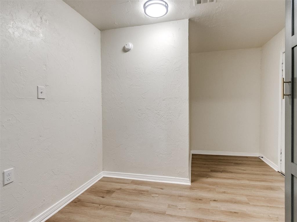 6114 Jacks Avenue - Photo 10