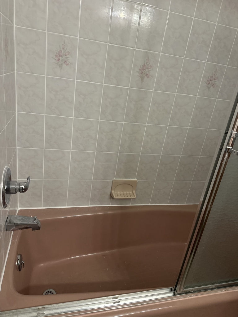 87-7 Elmhurst Avenue - Photo 4
